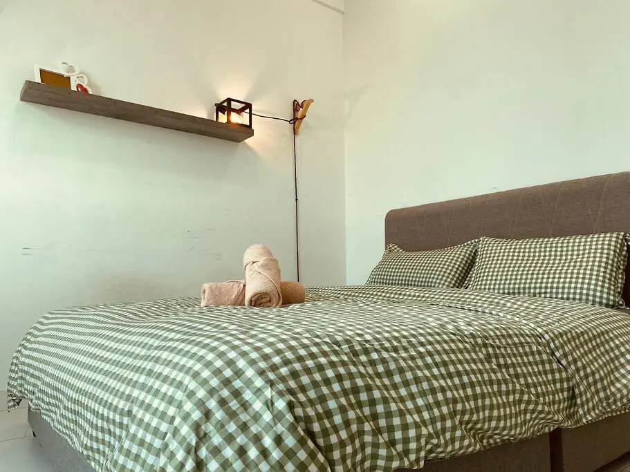 Mount Austin #Akademik Suite 3B2R 4-6Pax #Mspro Johor Bahru Apartment